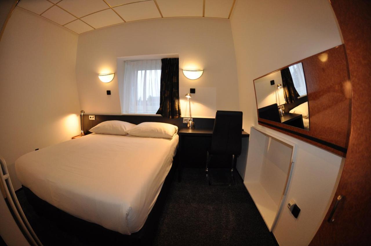 Budget Hotel Le Beau Rivage Мидделбург Экстерьер фото